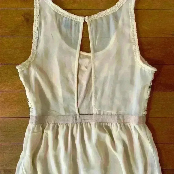 American Eagle |  Boho crochet flower dress size small - Picture 3 of 3